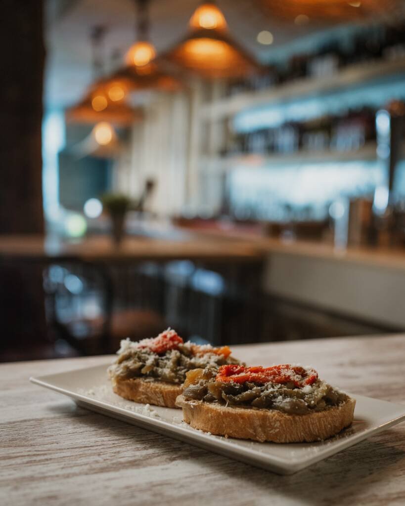 Tostas hechas al momento bar River